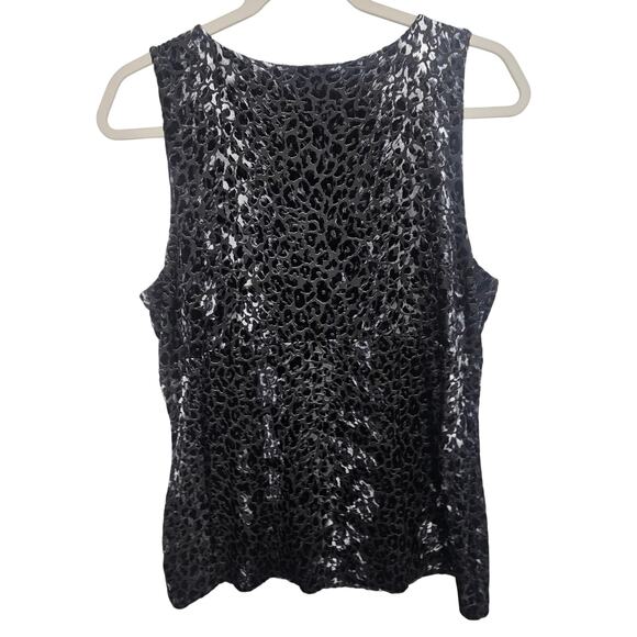 White House Black Market Womens Velvet Burnout Surplice Top Size L Leopard Print - Picture 7 of 7